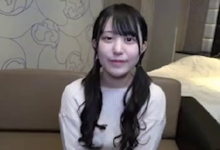 新晋女神主播啪啪【刘湿湿】,模特身材高颜值,无毛粉嫩鲍鱼无套...